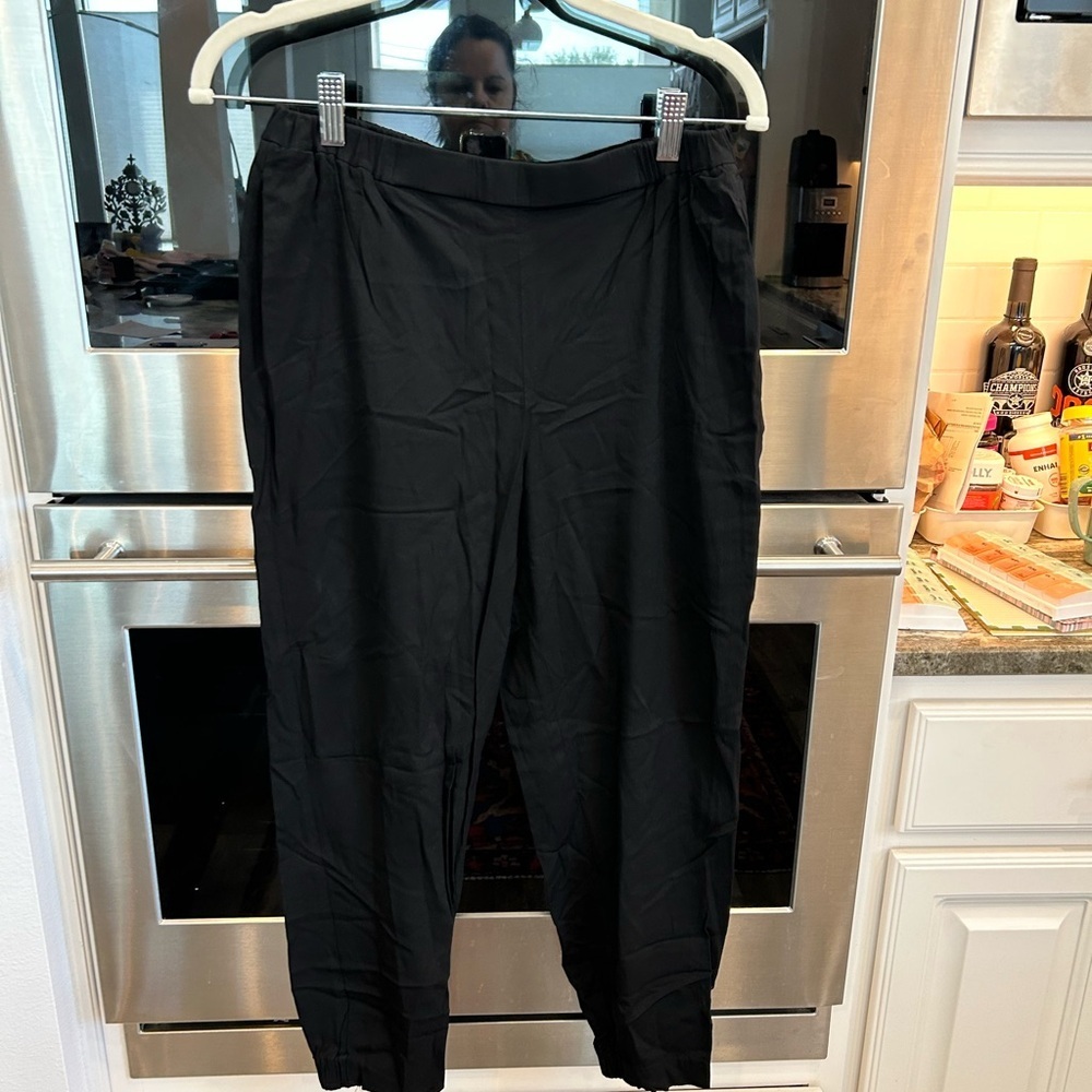 COS Black Pants, size 6, GUC